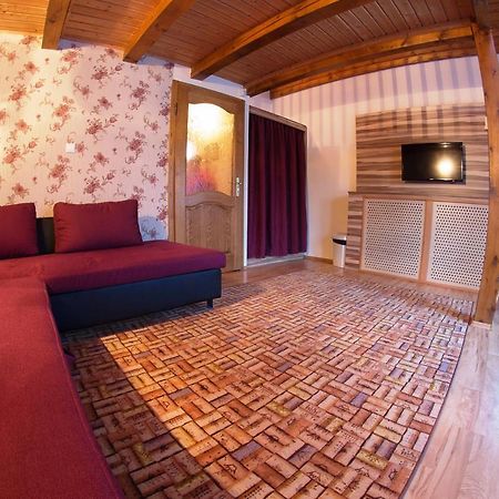 Egri Korona Borhaz Es Wellness Hotel Demjén 외부 사진