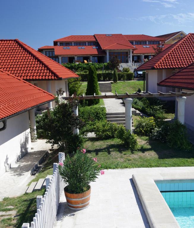 Egri Korona Borhaz Es Wellness Hotel Demjén 외부 사진